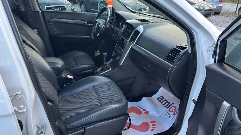 Chevrolet Captiva 2.4i газ 7 места, снимка 10 - Автомобили и джипове - 50404167