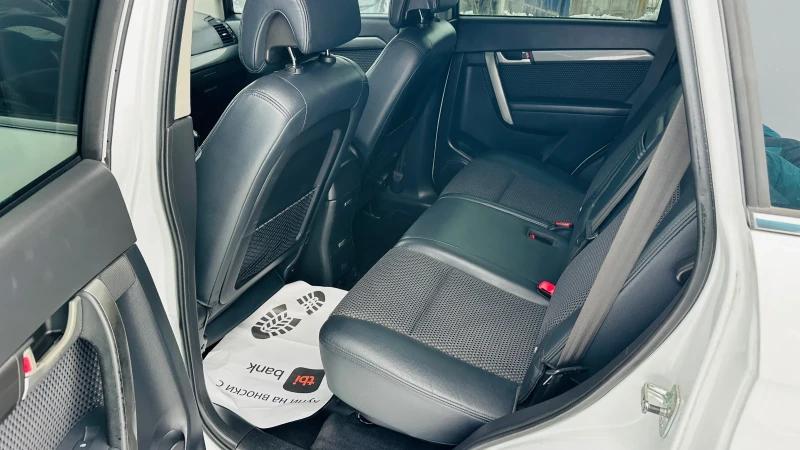 Chevrolet Captiva 2.4bi-fuel-газ-7 места, снимка 8 - Автомобили и джипове - 50404167