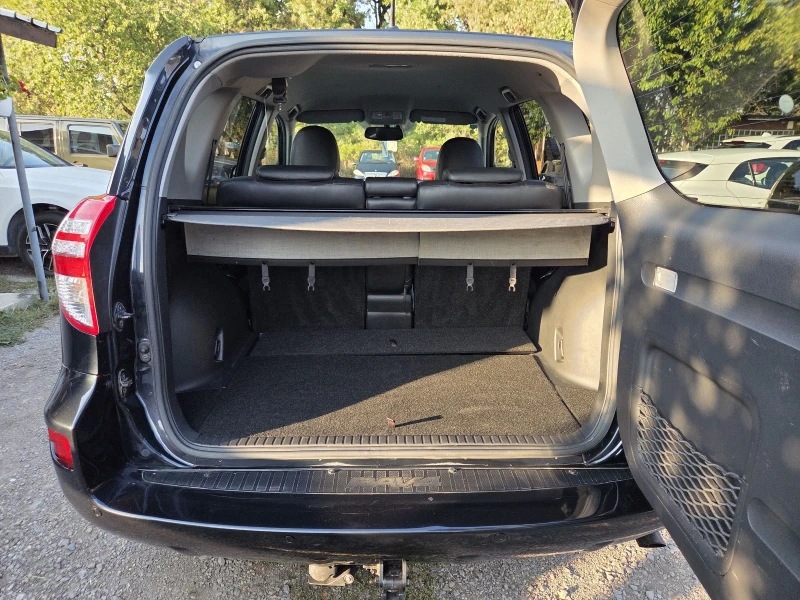 Toyota Rav4 2.2d/150hp| 6 скорости| Нов внос| От 1-ви собствен, снимка 15 - Автомобили и джипове - 51712531