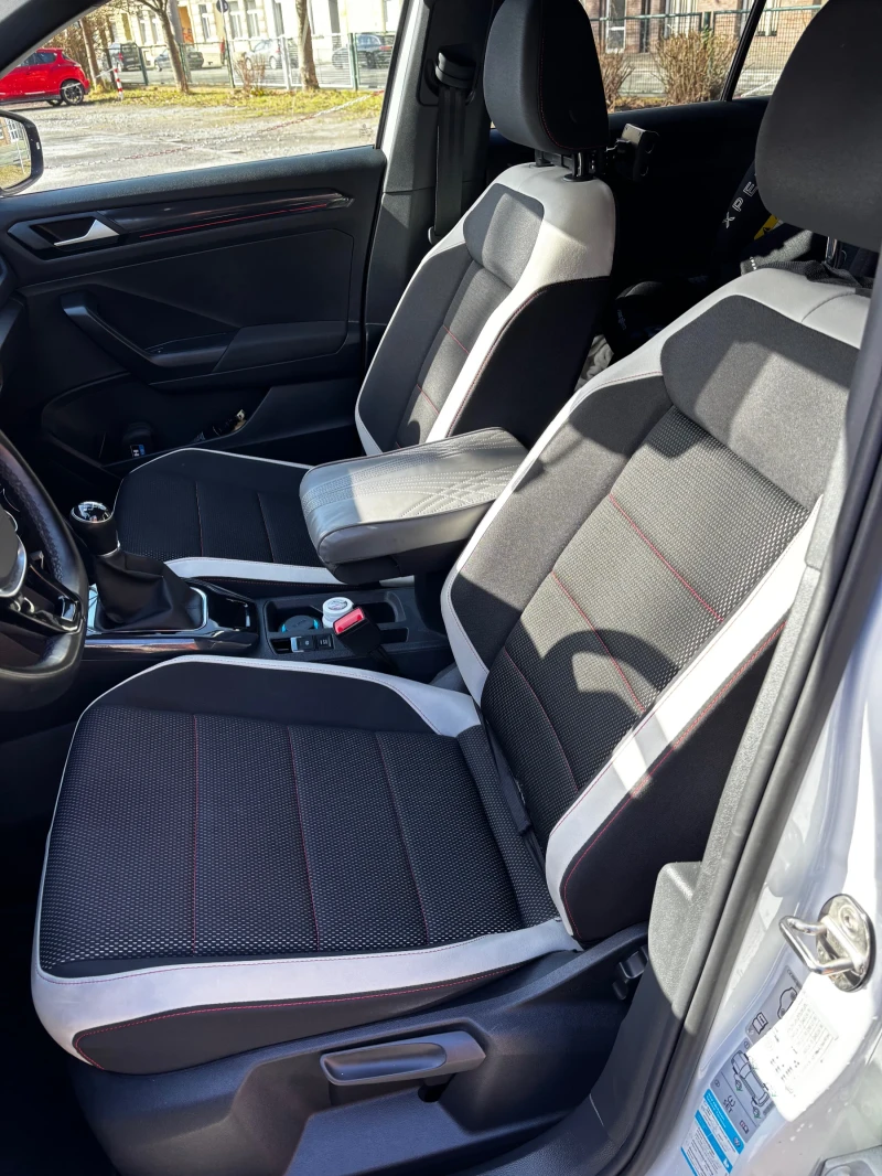 VW T-Roc 1.5 TSI SPORT , снимка 12 - Автомобили и джипове - 52396653