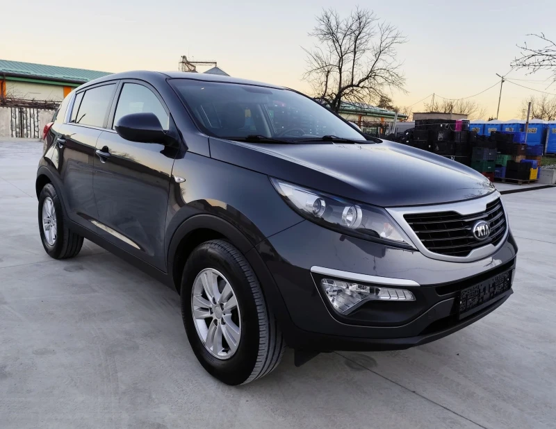 Kia Sportage 1.7CRDI-6ск-NAVI-КАМЕРА-EURO-5, снимка 8 - Автомобили и джипове - 52939681