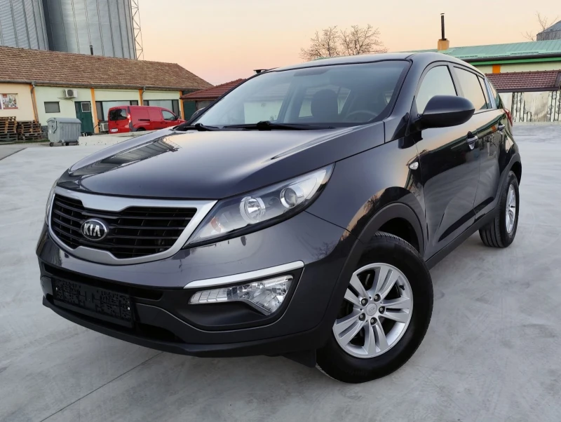 Kia Sportage 1.7CRDI-6ск-NAVI-КАМЕРА-EURO-5, снимка 3 - Автомобили и джипове - 52939681