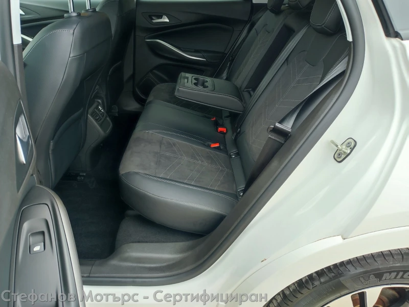 Opel Grandland X Elegance 1.5 Diesel (130hp) AT8, снимка 12 - Автомобили и джипове - 53042594