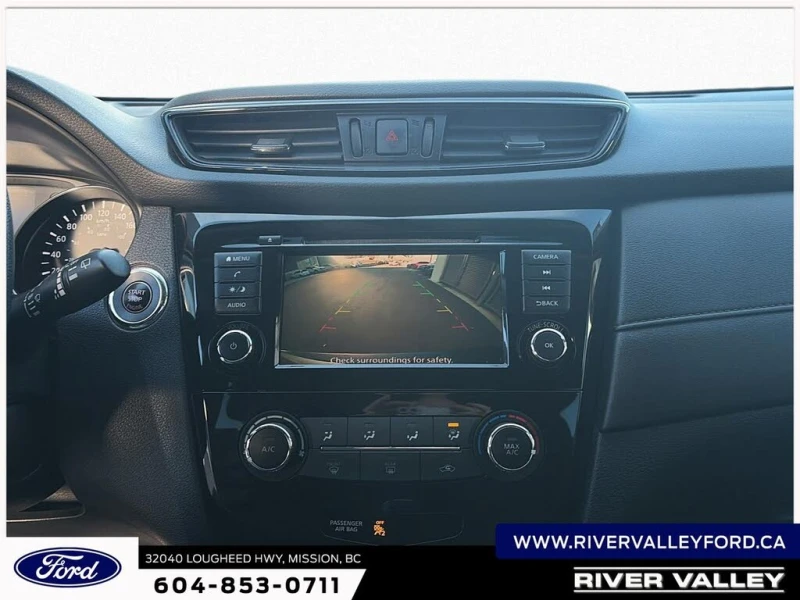 Nissan Rogue АвтоКредит* (ЦЕНА ДО БГ), снимка 14 - Автомобили и джипове - 53250340