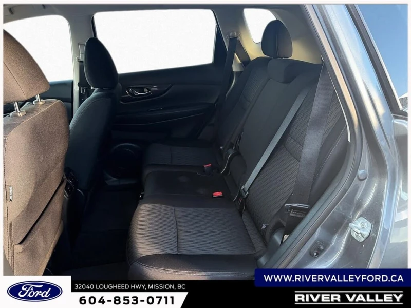 Nissan Rogue АвтоКредит* (ЦЕНА ДО БГ), снимка 8 - Автомобили и джипове - 53250340