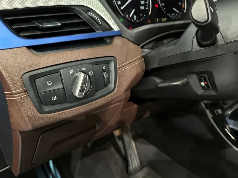 BMW X1 (F48) xDrive 20I M Sport, снимка 14 - Автомобили и джипове - 55644270