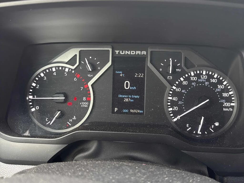 Toyota Tundra SR5 CrewMax Cab* * * * CarPlay*  | Mobile.bg   5