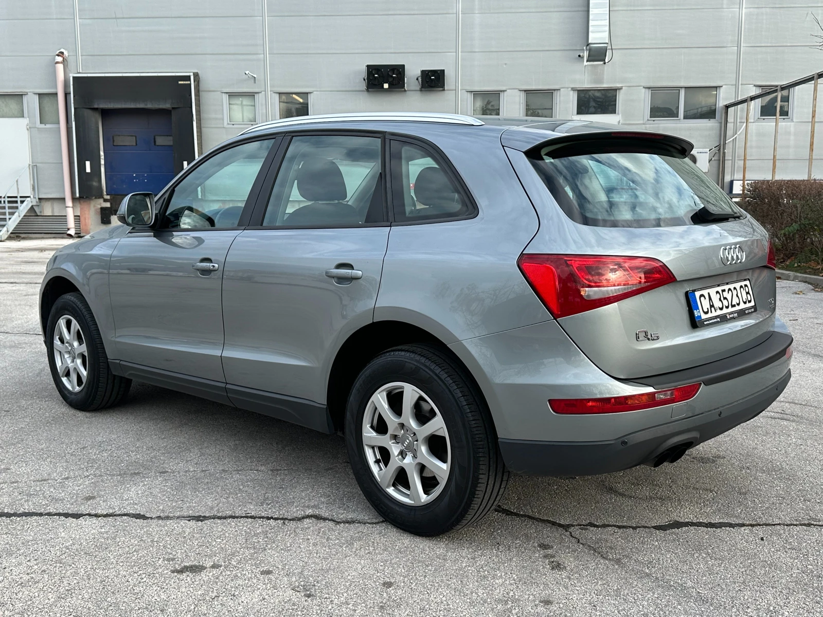 Audi Q5 2.0d 170 к.с. quattro - изображение 3