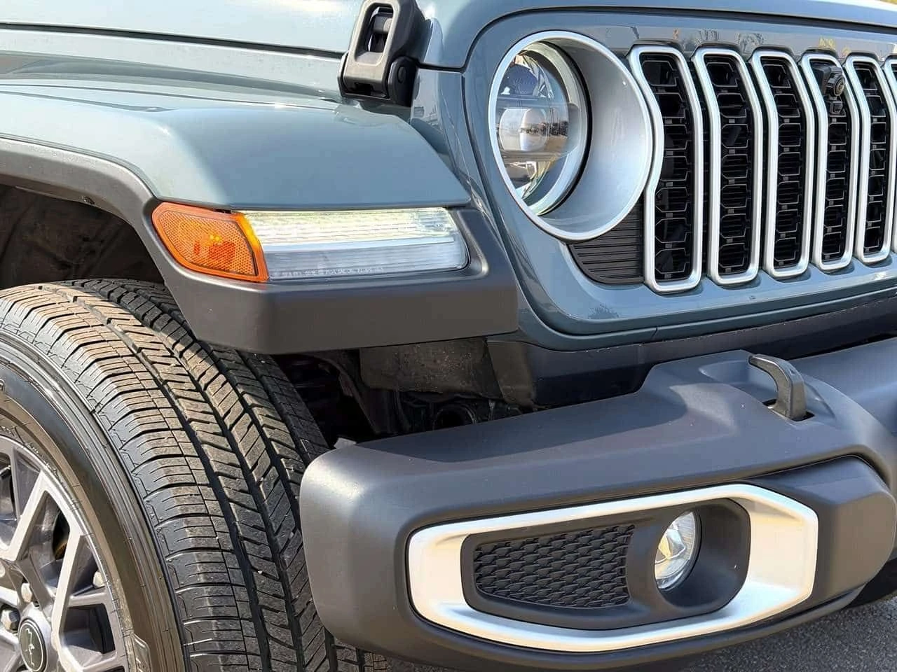 Jeep Wrangler * Sahara * CARFAX * ЦЕНА ДО БГ, снимка 14 - Автомобили и джипове - 54421949