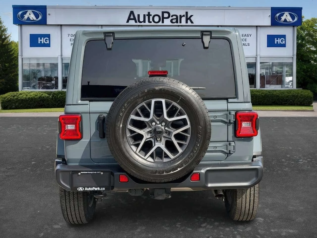 Jeep Wrangler * Sahara * CARFAX * ЦЕНА ДО БГ, снимка 4 - Автомобили и джипове - 54421949