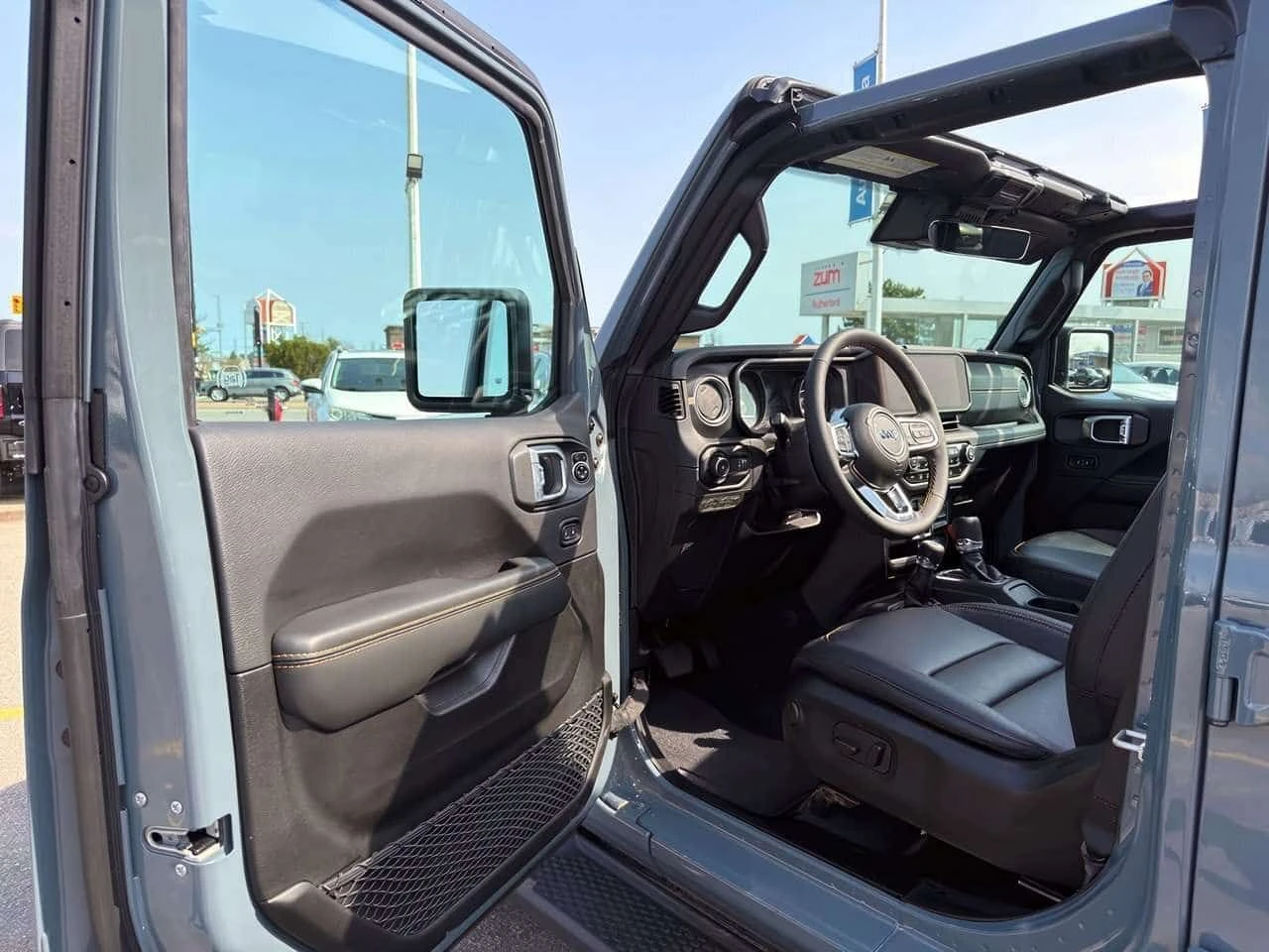 Jeep Wrangler * Sahara * CARFAX * ЦЕНА ДО БГ, снимка 16 - Автомобили и джипове - 54421949