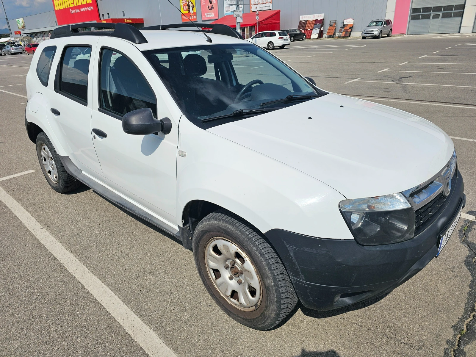 Dacia Duster 1.5 dCi 4x4, снимка 7 - Автомобили и джипове - 54808020