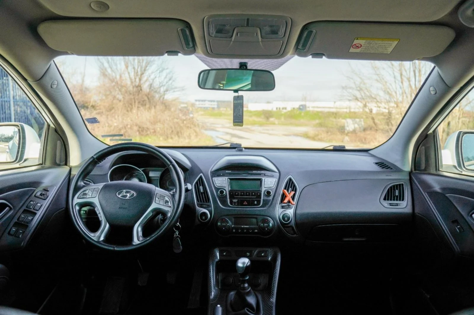 Hyundai IX35 1.7 CRDI, снимка 12 - Автомобили и джипове - 55150673