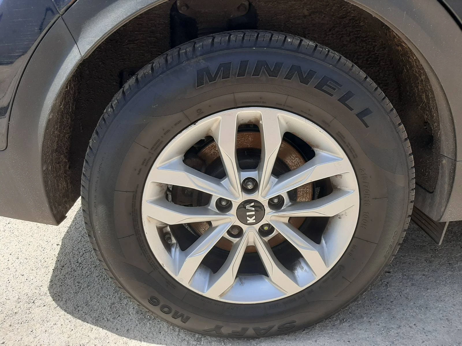 Kia Sportage 1.6d, снимка 5 - Автомобили и джипове - 55384665