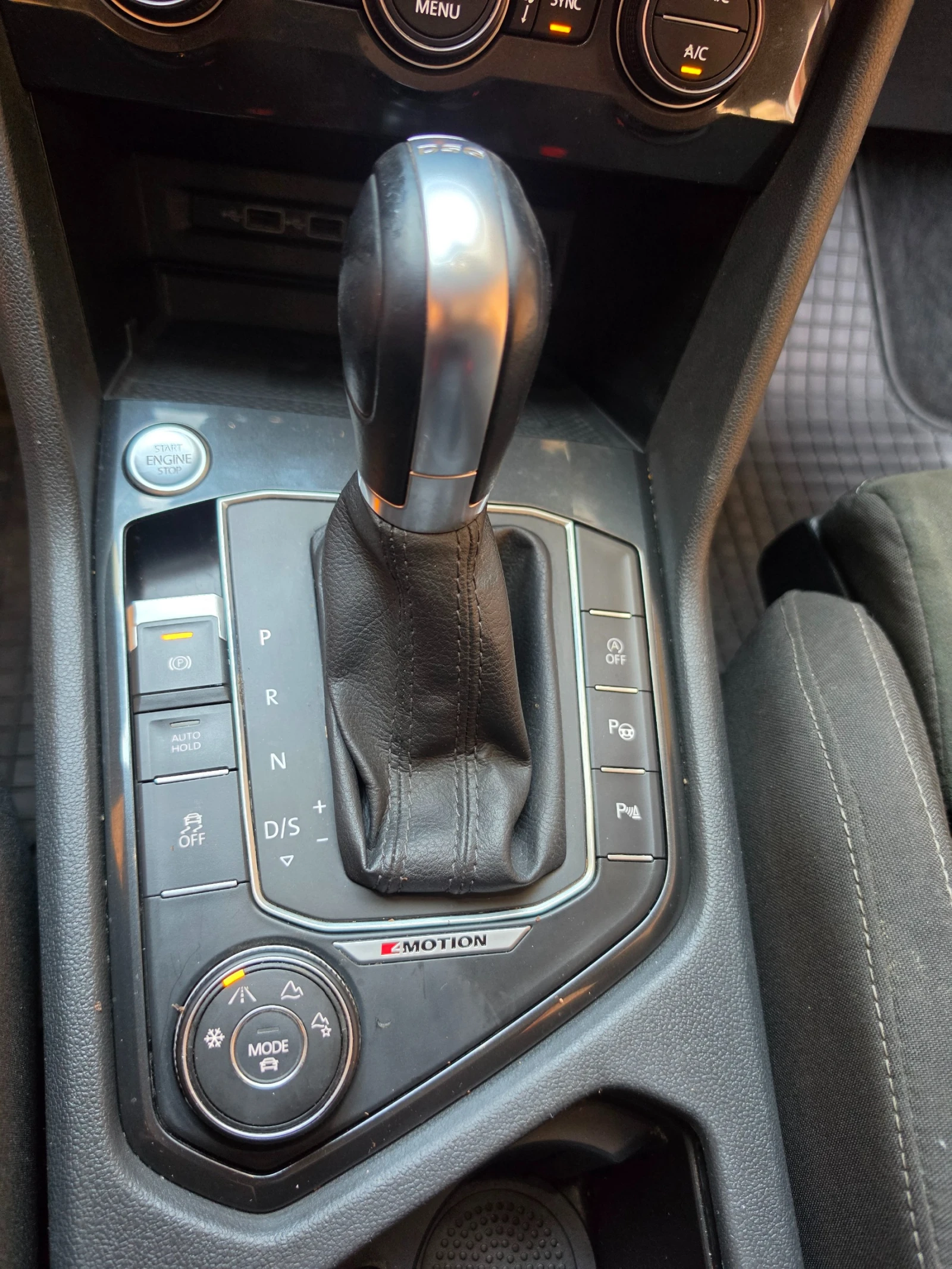 VW Tiguan Allspace 2, 0 DSG HIGHLINE, снимка 11 - Автомобили и джипове - 56021872