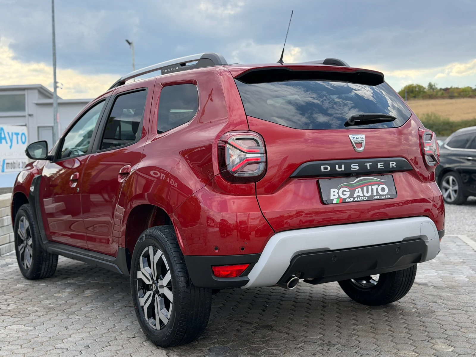 Dacia Duster * ИТАЛИЯ* 1.5-116* NAVI* CAMERA* EURO 6 D* , снимка 6 - Автомобили и джипове - 56092105