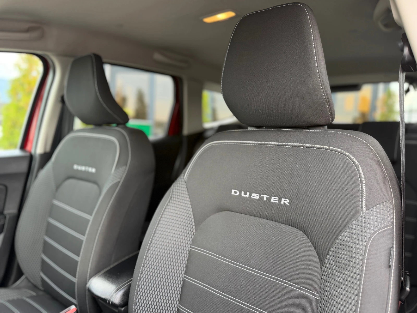 Dacia Duster * ИТАЛИЯ* 1.5-116* NAVI* CAMERA* EURO 6 D* , снимка 15 - Автомобили и джипове - 56092105