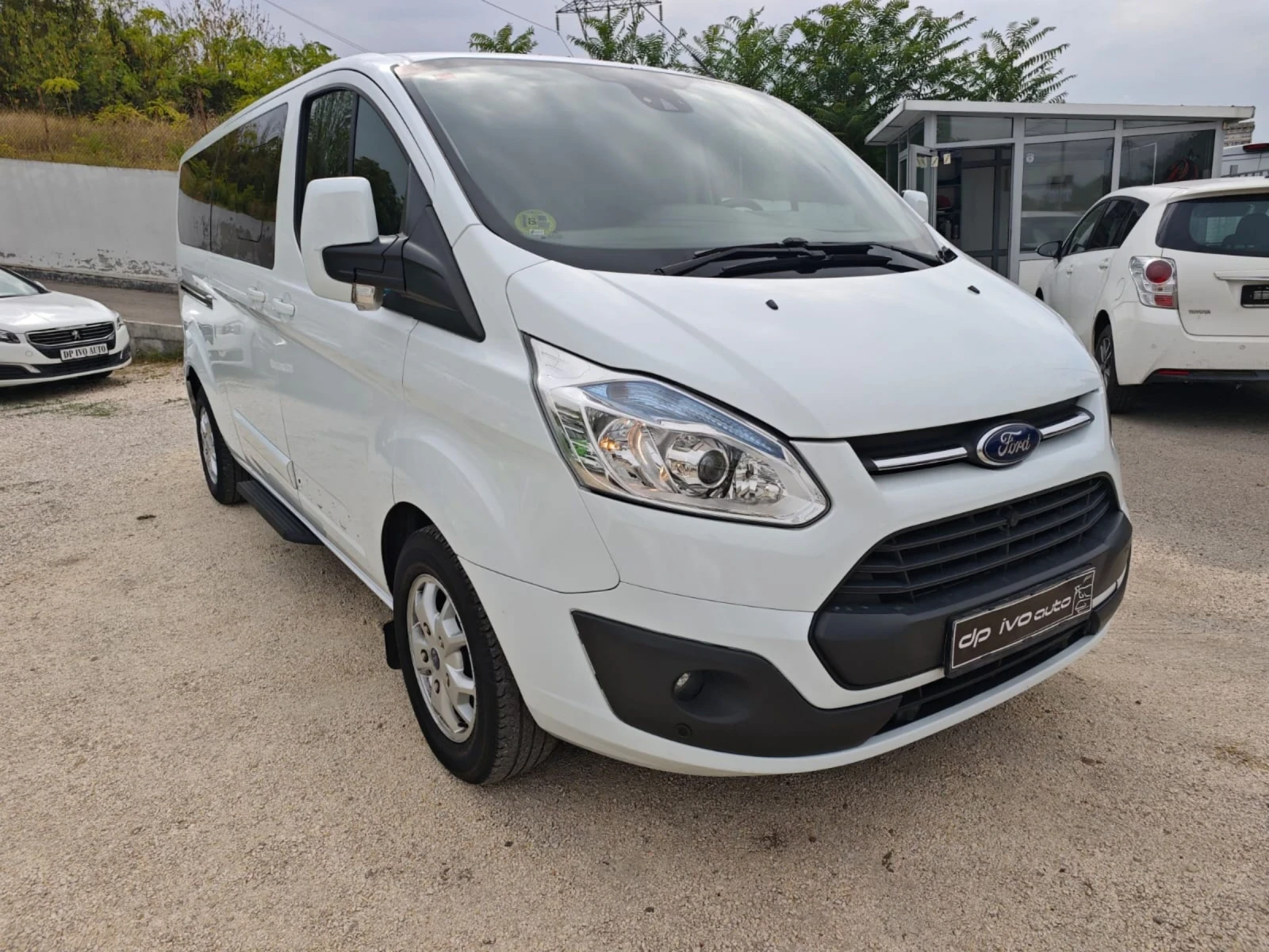 Ford Tourneo CUSTOM 2.2TDCI* ОТЛИЧЕН* ЕКСТРИ* РАМПА ИНВАЛИДИ*  - изображение 6