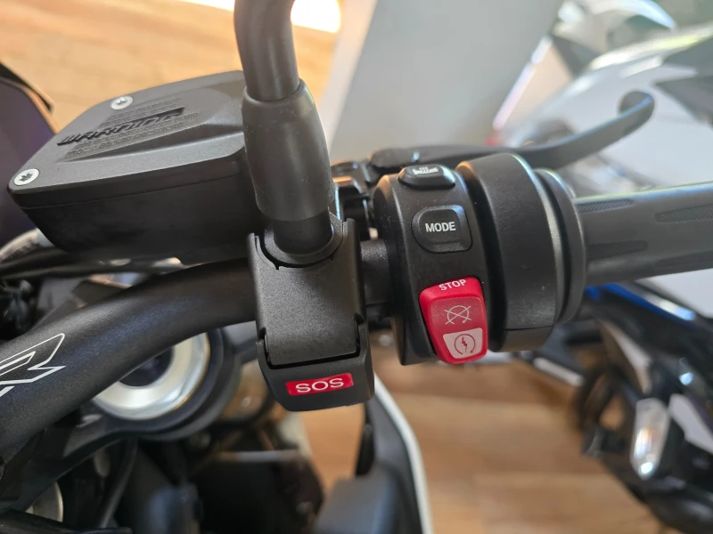 BMW S 1000R  &#34;M&#34; Carbon Wheels, снимка 5 - Мотоциклети и мототехника - 52313975