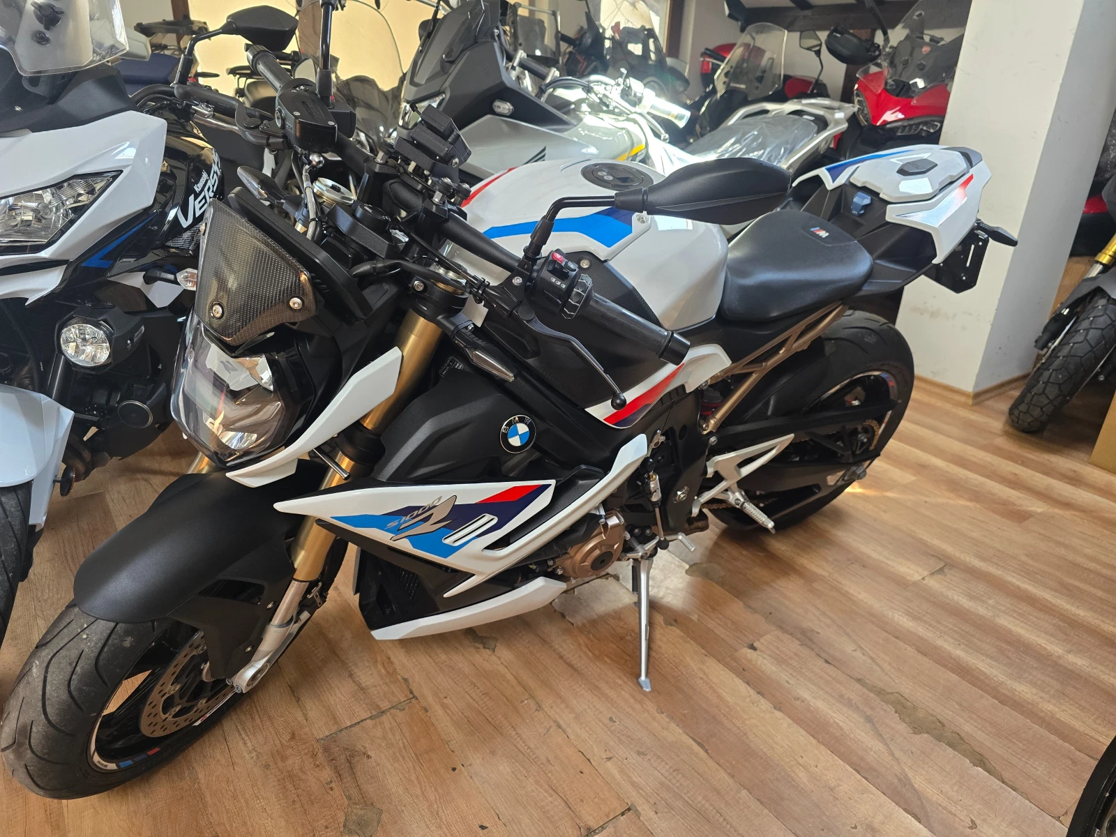 BMW S 1000R  "M" Carbon Wheels - изображение 6