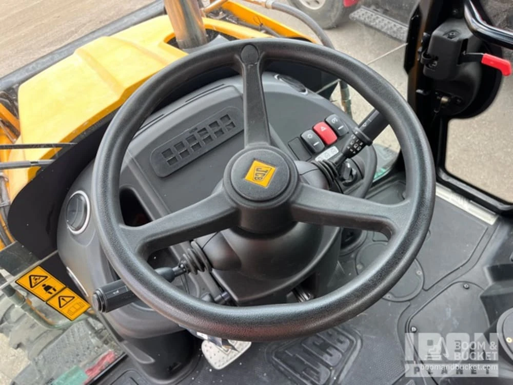 ����� JCB 3CX 15HFCA | Mobile.bg � ����������� 9