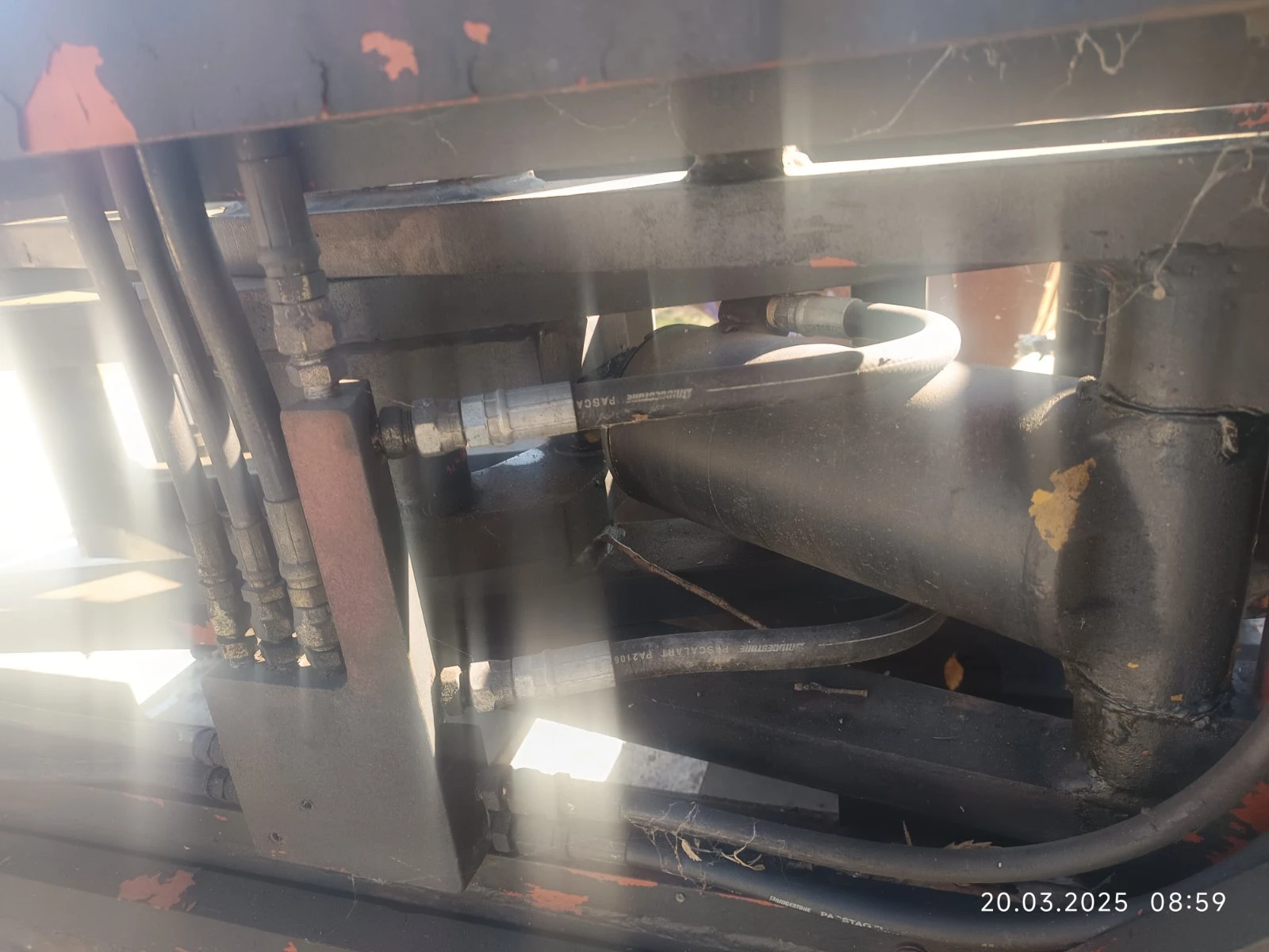  Clark     | Mobile.bg   2