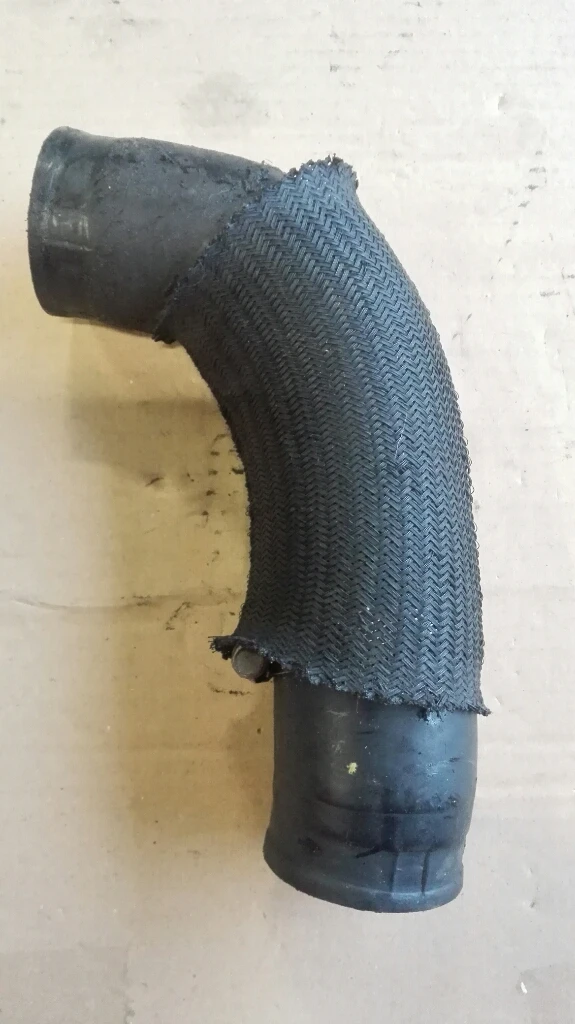 Маркуч турбо Лексус ИС220 (3)