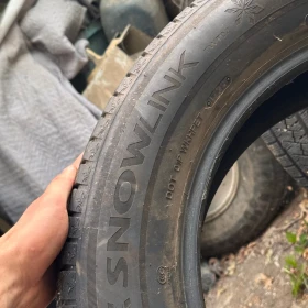 Гуми Зимни 235/60R18, снимка 5