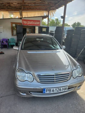 Mercedes-Benz C 220, снимка 1