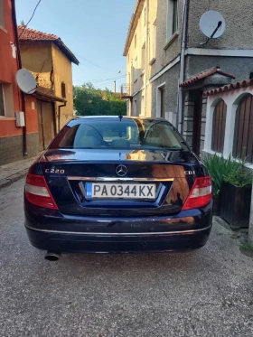 Обява за продажба на Mercedes-Benz C 220 2, 2 ~11 700 лв. - изображение 1