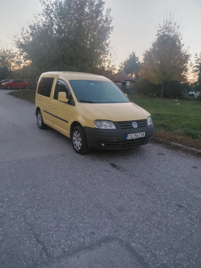 VW Caddy метан, снимка 1 - Автомобили и джипове - 47729524