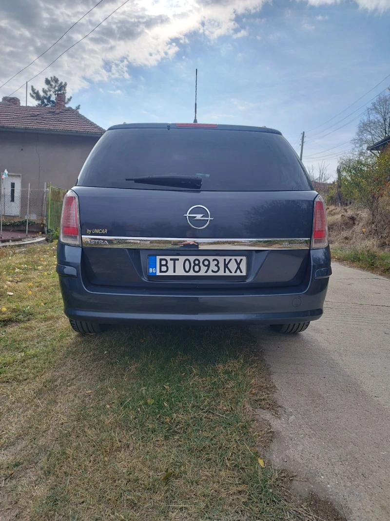 Opel Astra 1, 6 105, снимка 4 - Автомобили и джипове - 48100662