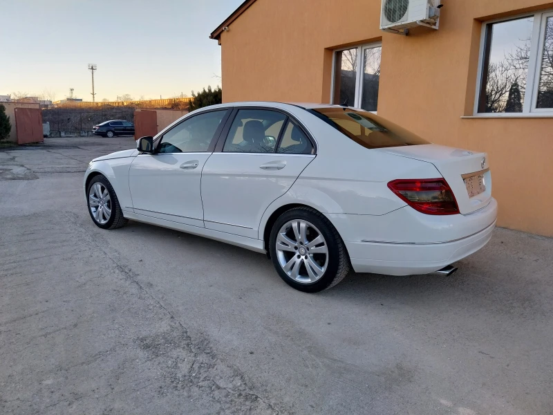 Mercedes-Benz C 220 OM-646/KOJA/NAVI/AVANTGARDE/ОТЛИЧНА , снимка 6 - Автомобили и джипове - 48544798