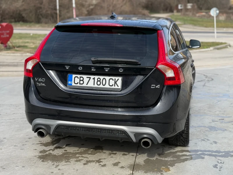 Volvo V60, снимка 6 - Автомобили и джипове - 49471541