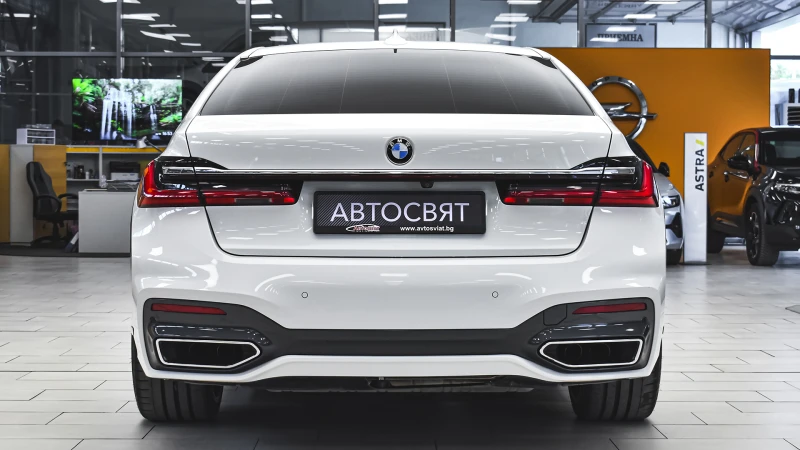 BMW 750 i xDrive M Sport Sportautomatic, снимка 3 - Автомобили и джипове - 50208234