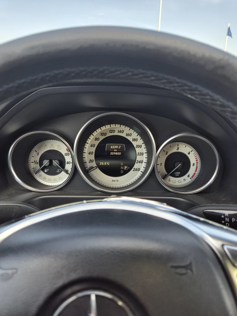 Mercedes-Benz E 350, снимка 15 - Автомобили и джипове - 52340322