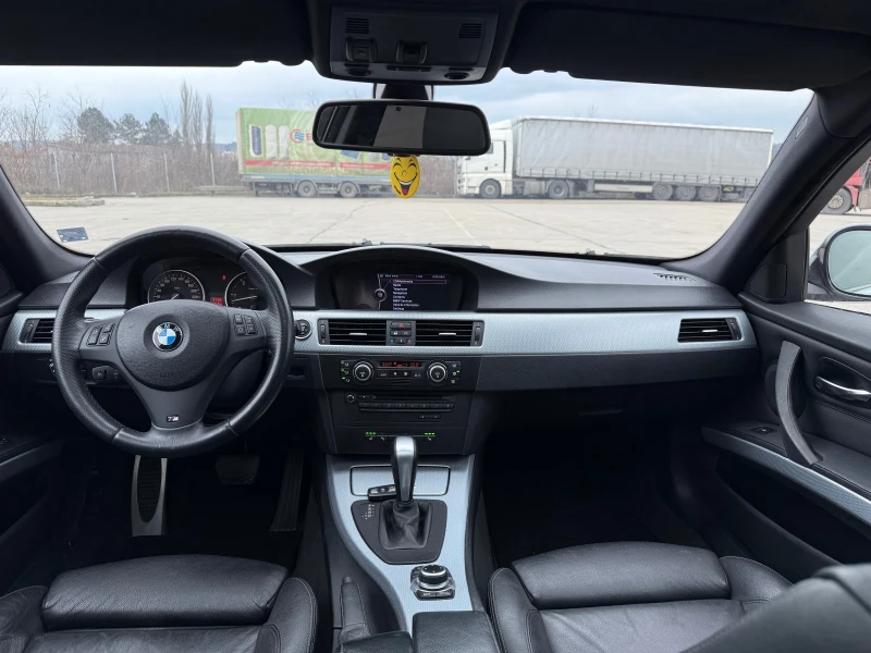 BMW 330 D Xdrive M Pack, снимка 11 - Автомобили и джипове - 53275741