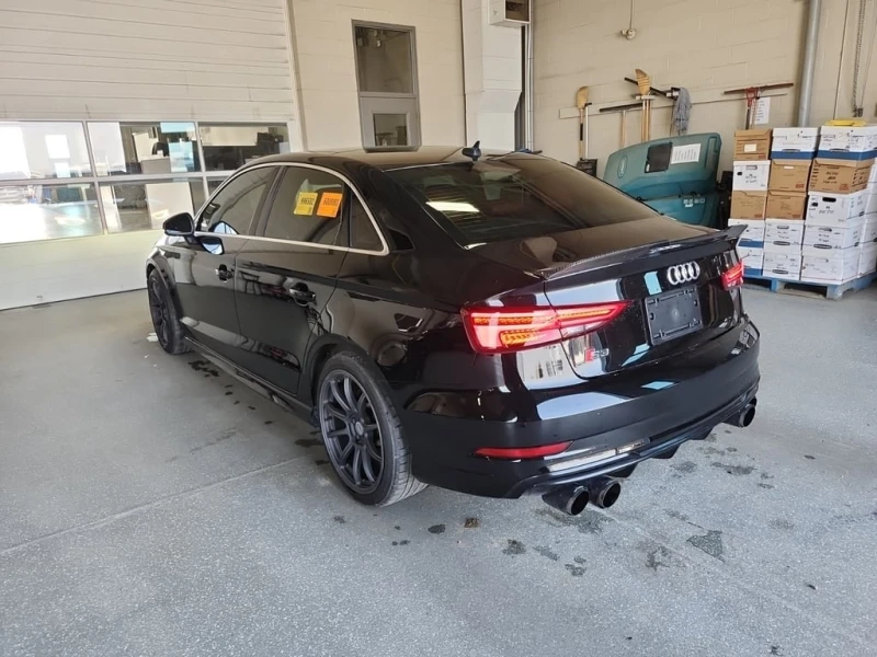 Audi S3 2018 QUATTRO * ПРЕДСТАВИТЕЛСТВО НА VOLKSWAGEN * , снимка 4 - Автомобили и джипове - 53289824