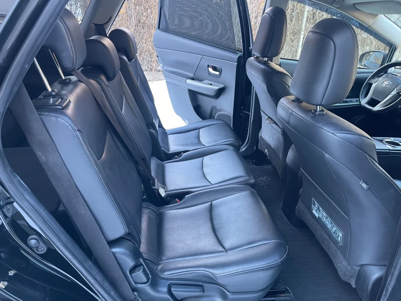 Toyota Prius Toyota Prius Plus hybrid , снимка 12 - Автомобили и джипове - 53361794