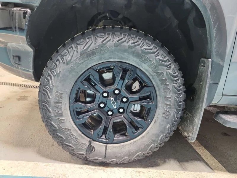 Chevrolet Silverado * ZR2 CREW CABSHORT BED * CARFAX* ОБДУХВАНЕ* ПАНО*, снимка 6 - Автомобили и джипове - 53577539