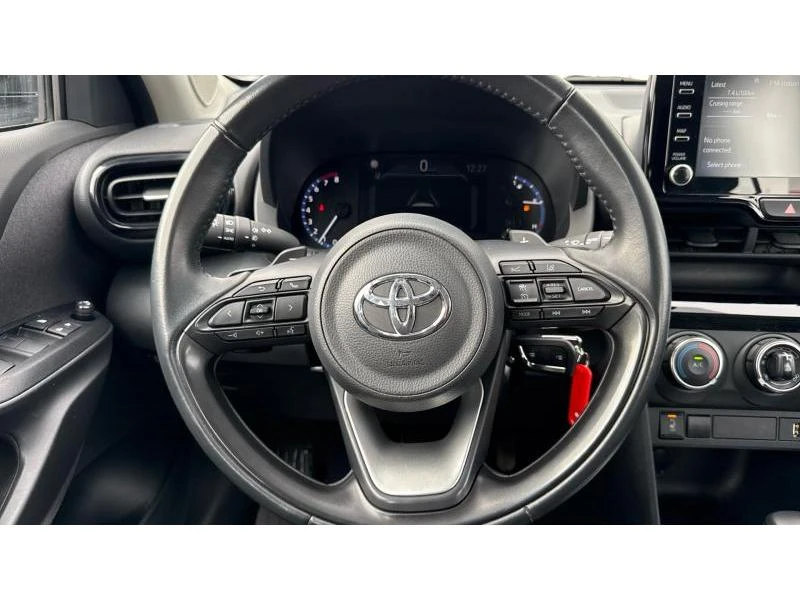 Toyota Yaris Cross 1.5P MULTIDRIVE S ACTIVE, снимка 13 - Автомобили и джипове - 49189881