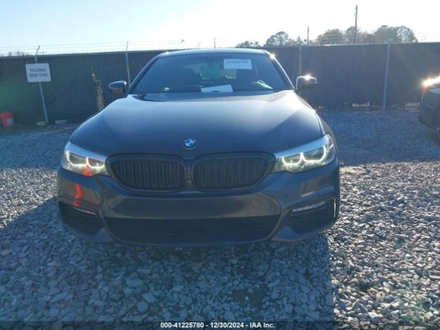 BMW 540 I * H/K * HeadUp * NAVI * (CARFAX), снимка 1 - Автомобили и джипове - 49400759