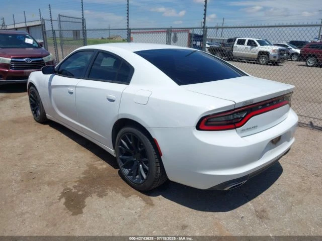 Dodge Charger SE - изображение 3