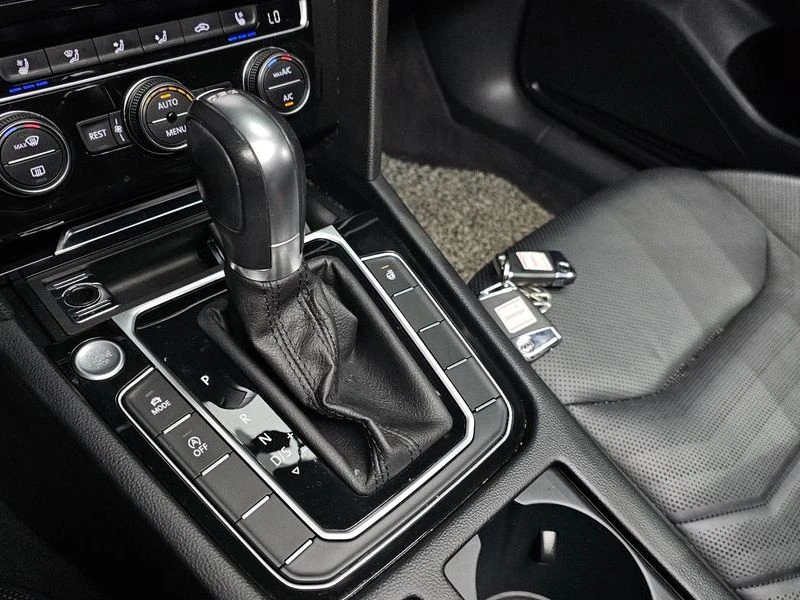 VW Arteon 2.0 DFH Automatic, снимка 9 - Автомобили и джипове - 55729562