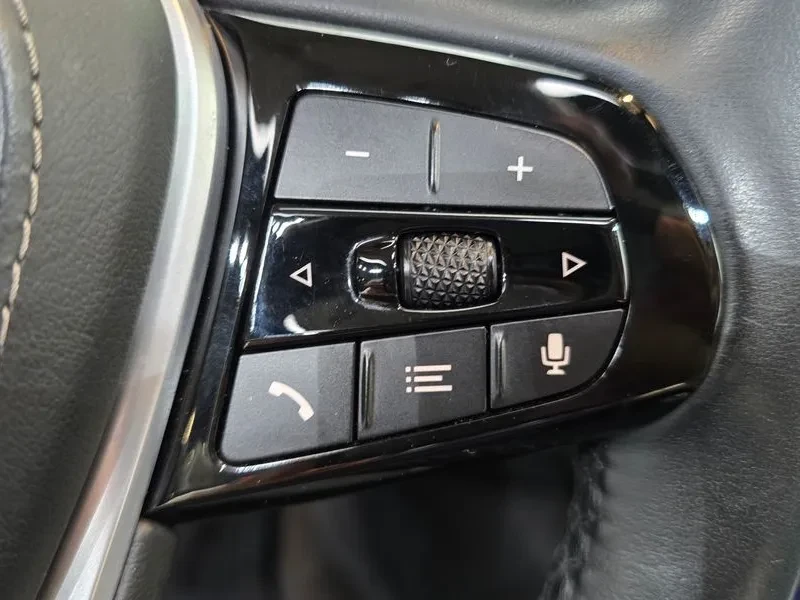 BMW 520 Luxury, снимка 17 - Автомобили и джипове - 56070807