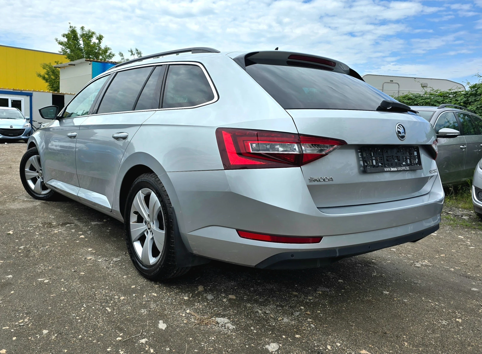 Skoda Superb КАТО НОВ/DISTRONIK/2.0TDI - изображение 6