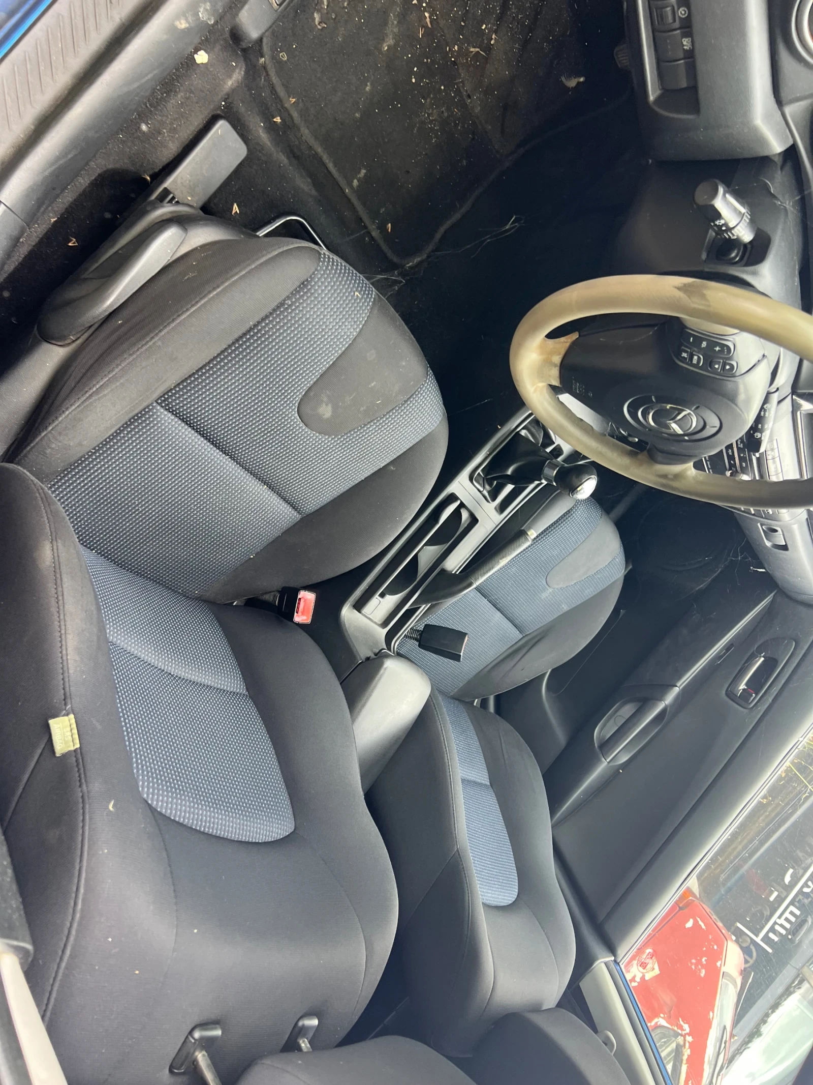 Mazda 3 1.6i - изображение 9