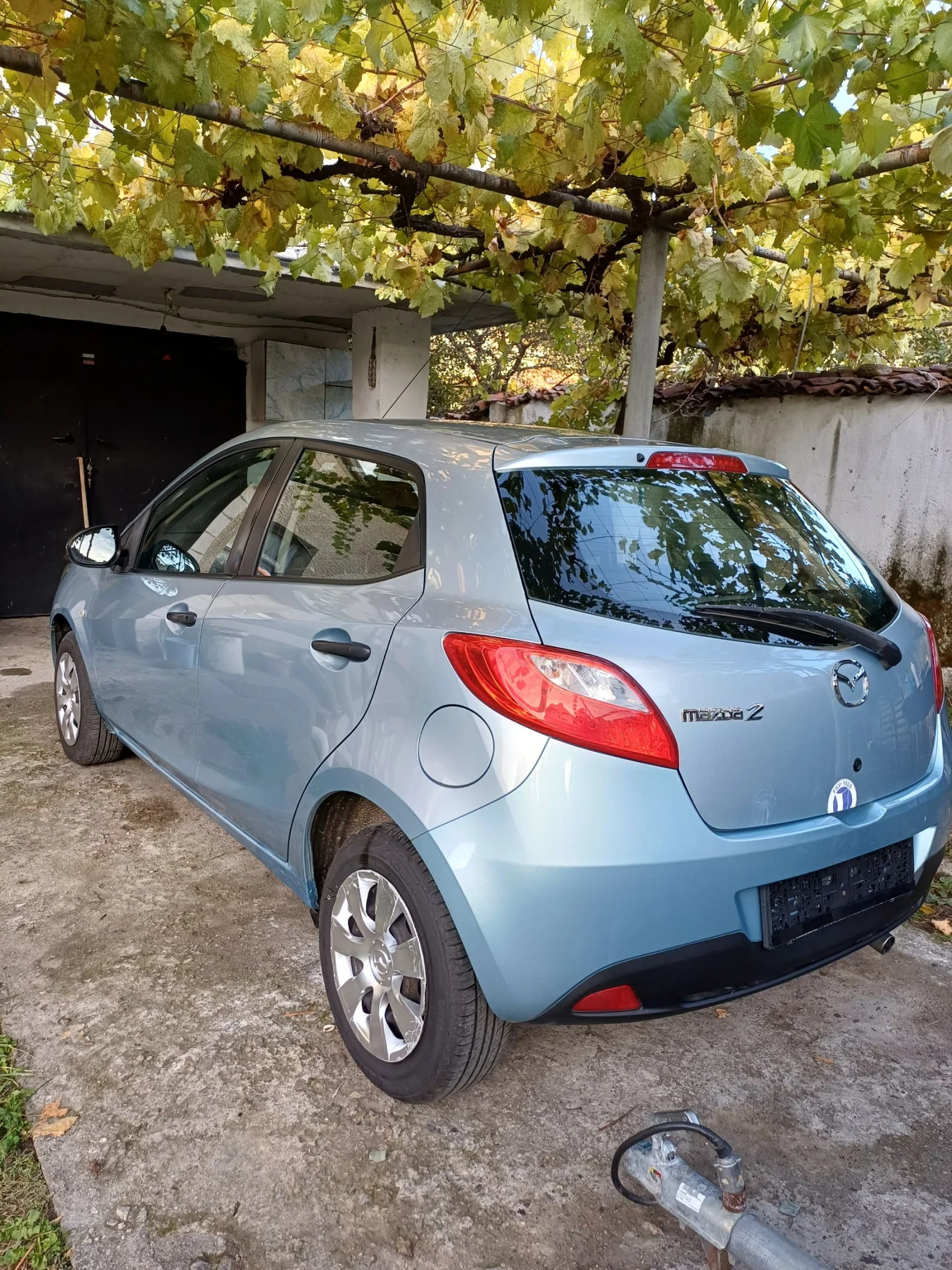 Mazda 2 1.3 | Mobile.bg — изображение 10
