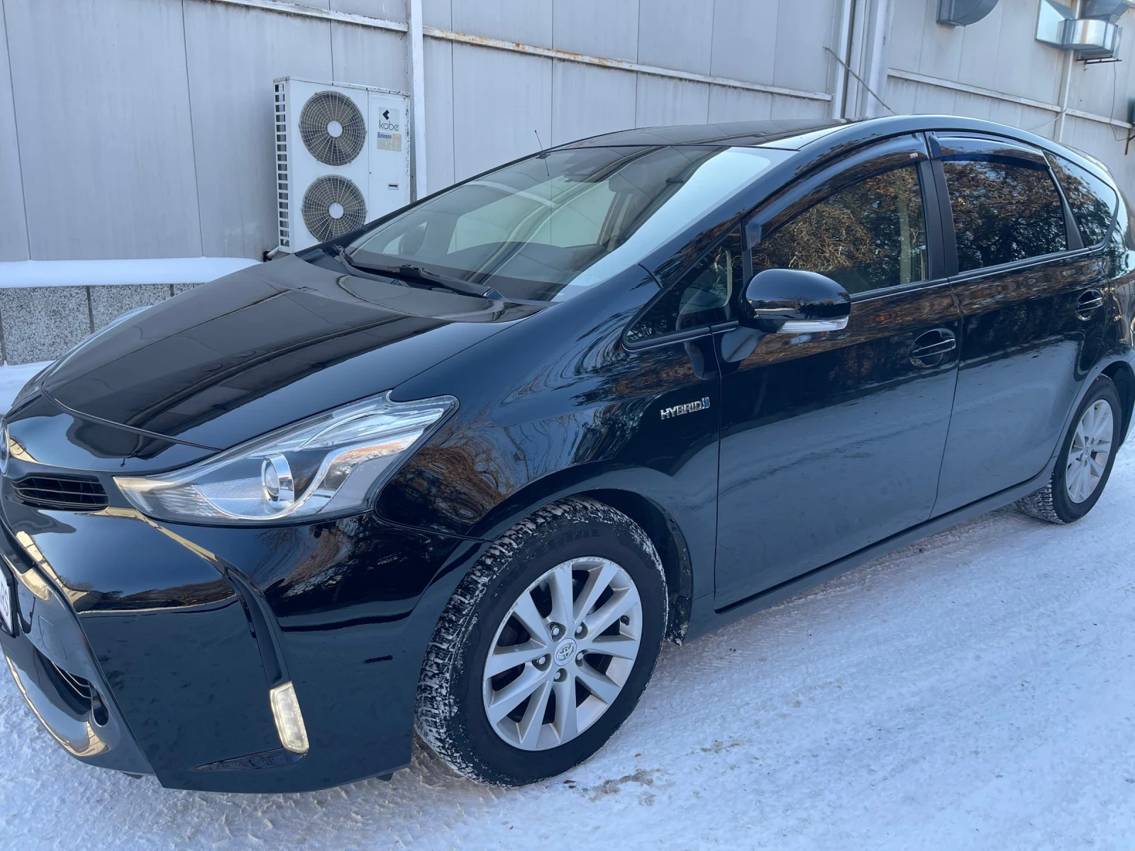 Toyota Prius Toyota Prius Plus hybrid  | Mobile.bg � ����������� 3