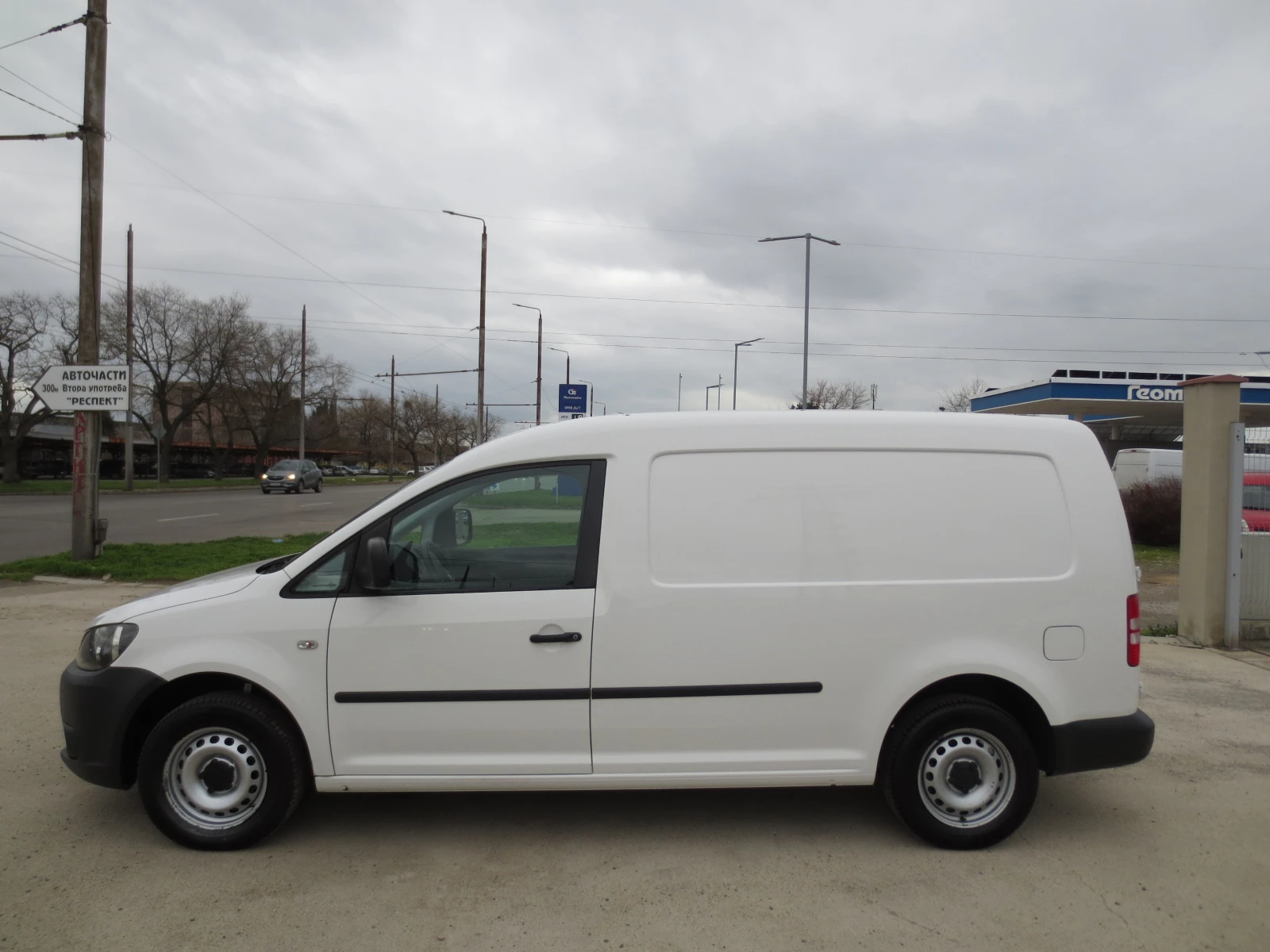 VW Caddy 1.6 TDI* MAXI*  - изображение 8